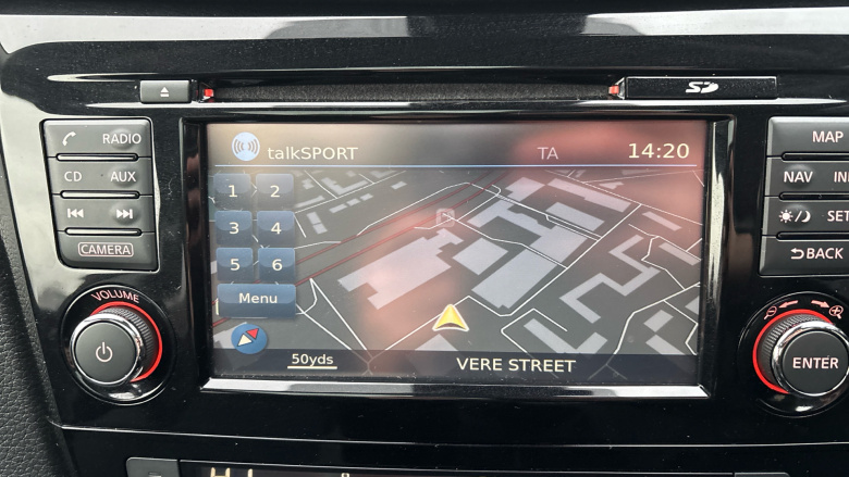 Nissan Qashqai 1.2 DiG-T N-Connecta 5dr Petrol Hatchback